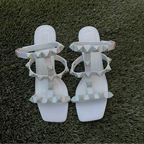 shushop studded heel - Picture 1 of 3